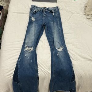 Super cute stretchy jeans